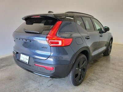 2026 Volvo XC40 B5 Ultra Black Edition