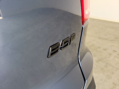 2026 Volvo XC40 B5 Ultra Black Edition