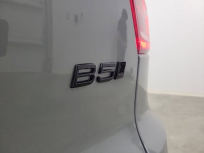 2026 Volvo XC40 B5 Ultra Black Edition