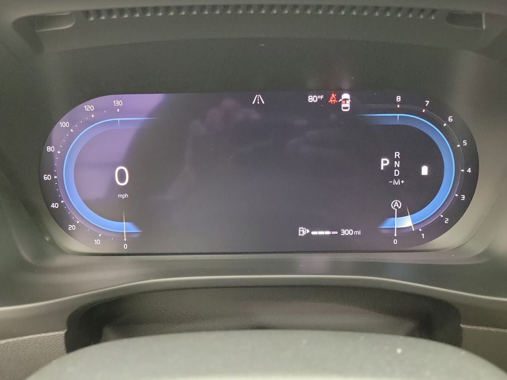 2024 Volvo XC40 B5 Plus Bright Theme