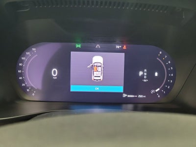 2023 Volvo XC40 B5 Plus Bright Theme