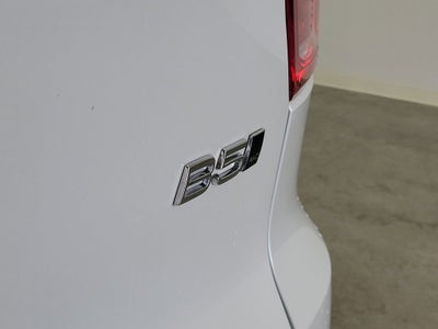 2023 Volvo XC40 B5 Plus Bright Theme