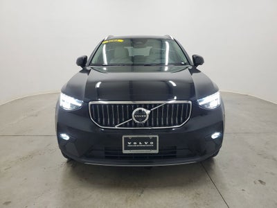 2025 Volvo XC40 B5 Plus Bright Theme