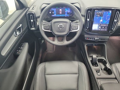 2026 Volvo XC40 B5 Core