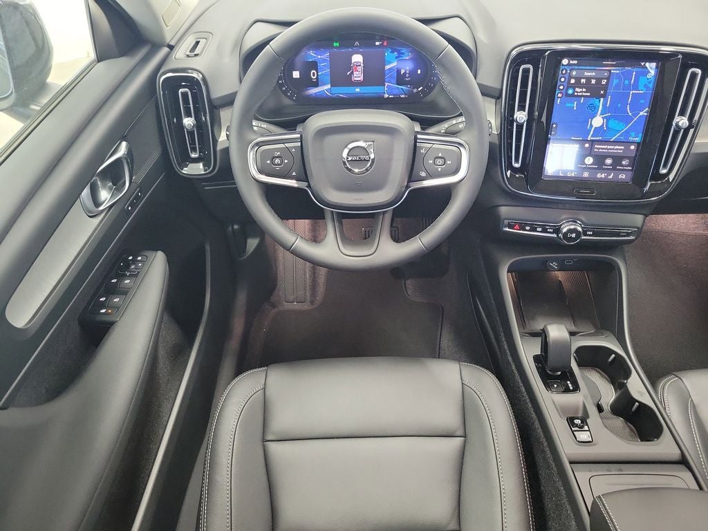 2026 Volvo XC40 B5 Core