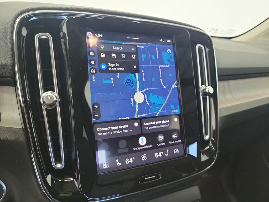 2026 Volvo XC40 B5 Core