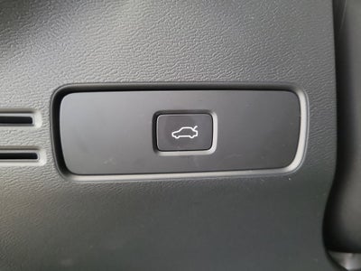 2026 Volvo XC40 B5 Core