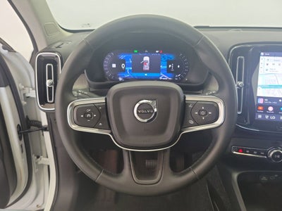 2025 Volvo XC40 B5 Core