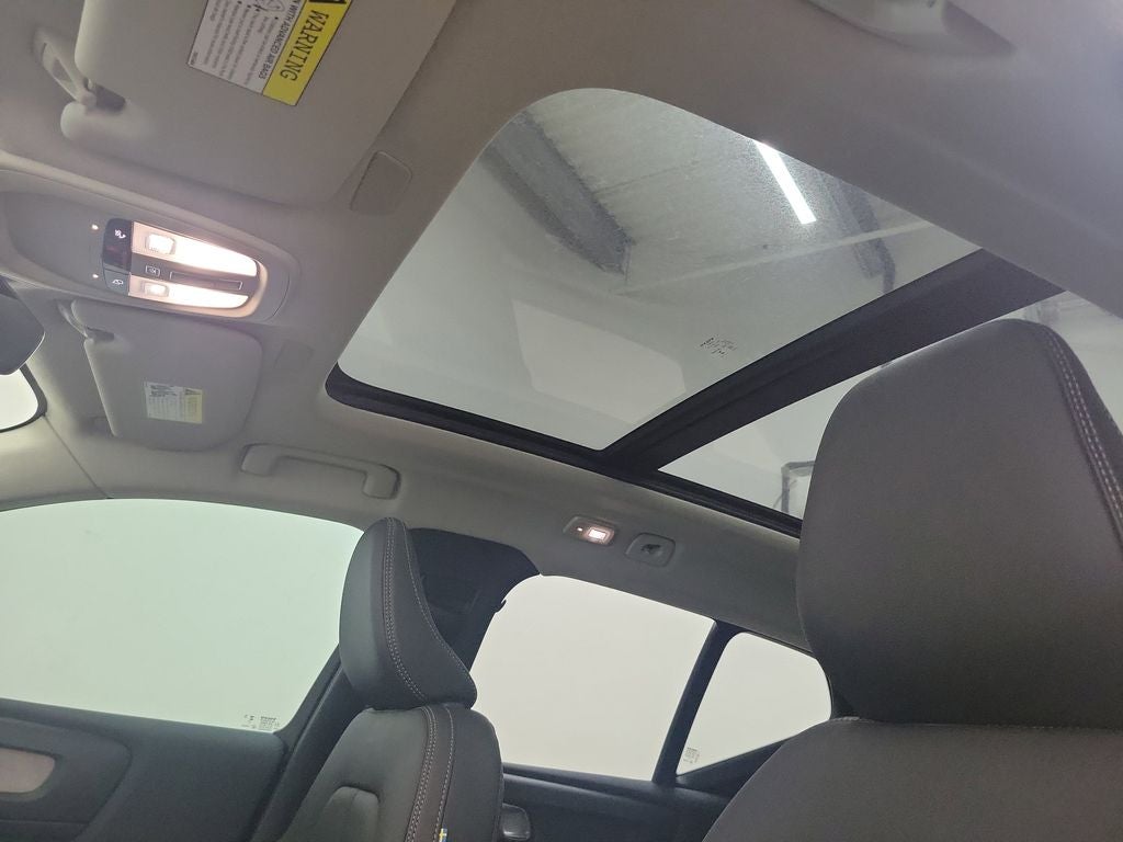 2026 Volvo XC40 B5 Core