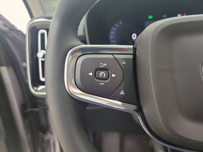 2026 Volvo XC40 B5 Core