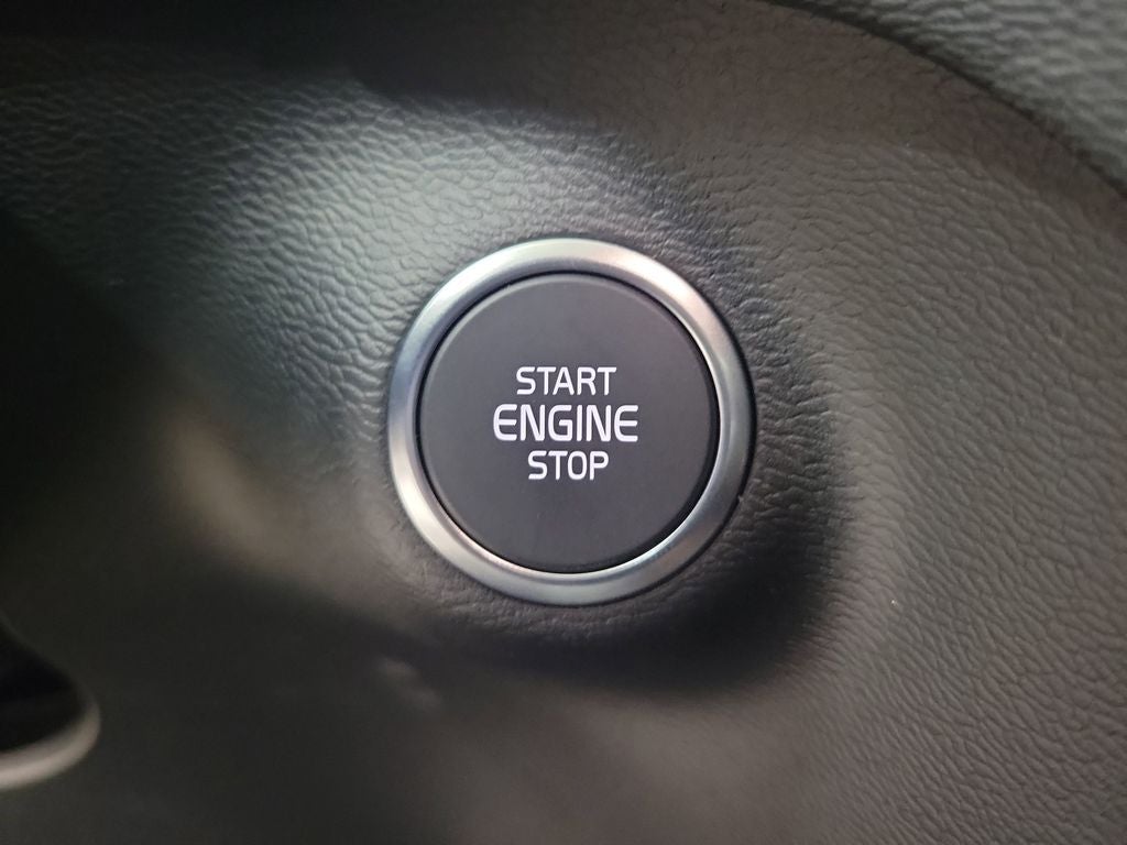 2026 Volvo XC40 B5 Core