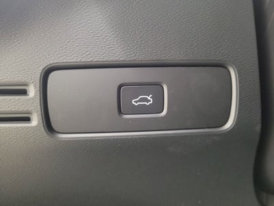 2026 Volvo XC40 B5 Core