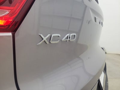 2026 Volvo XC40 B5 Core