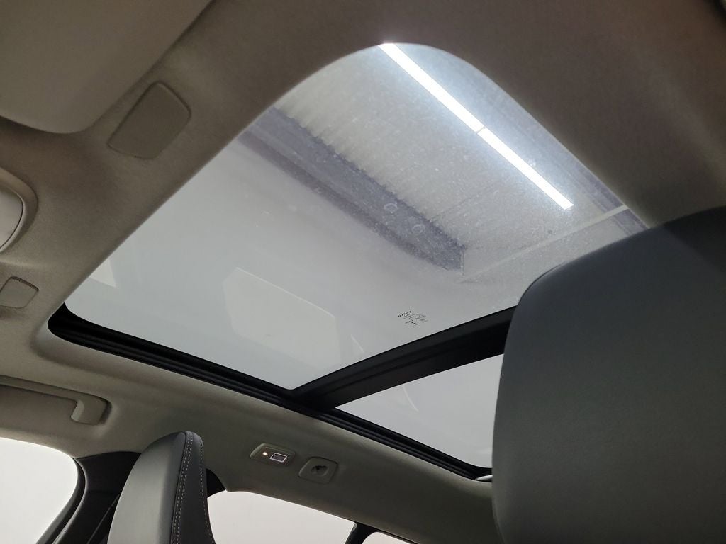 2025 Volvo XC40 B5 Core