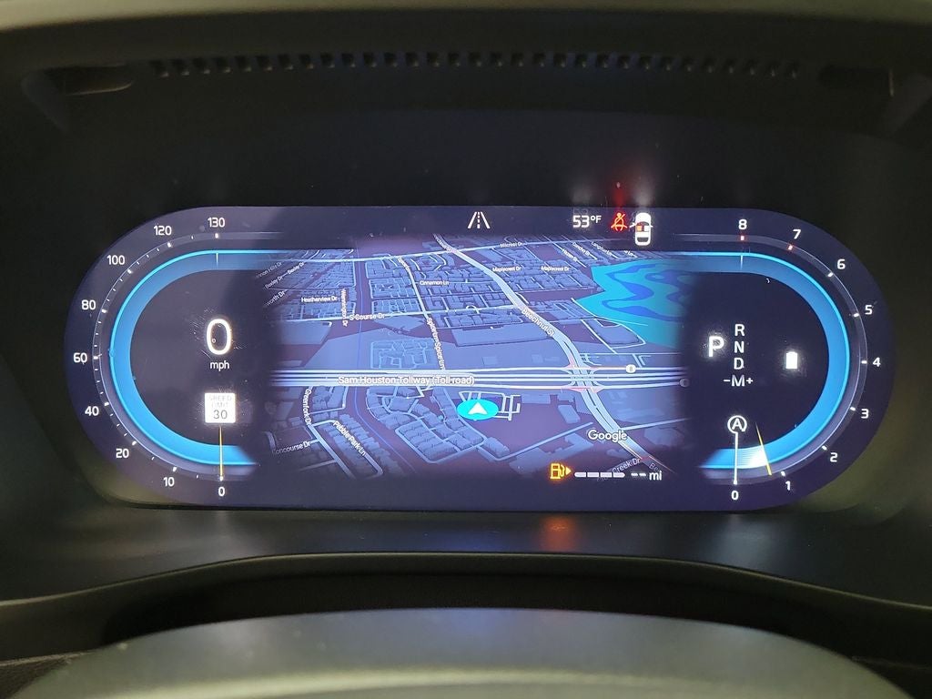 2025 Volvo XC40 B5 Core