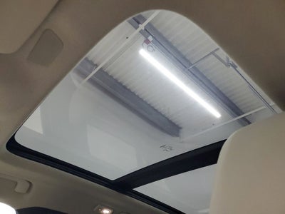 2025 Volvo XC40 B5 Ultra Dark Theme