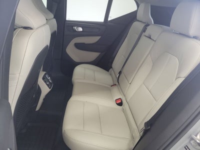 2026 Volvo XC40 B5 Ultra