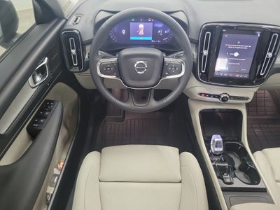 2026 Volvo XC40 B5 Ultra
