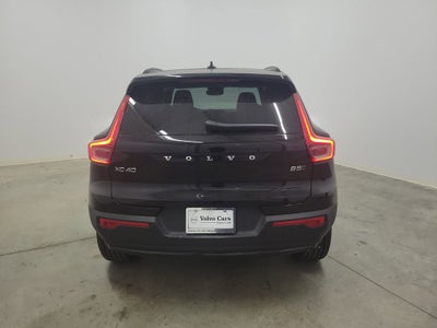 2026 Volvo XC40 B5 Ultra