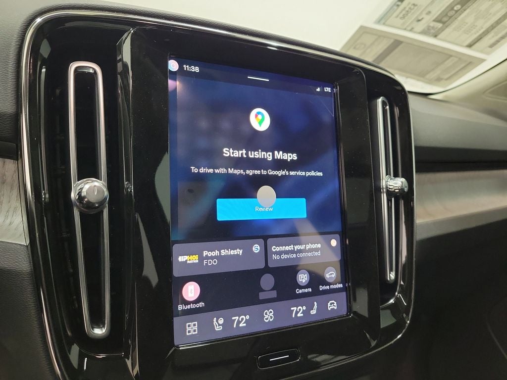 2026 Volvo XC40 B5 Ultra