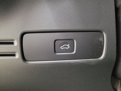 2026 Volvo XC40 B5 Ultra