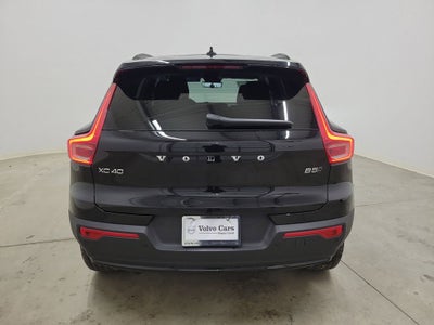 2026 Volvo XC40 B5 Ultra