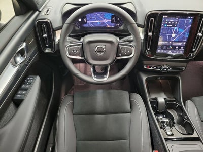 2026 Volvo XC40 B5 Ultra