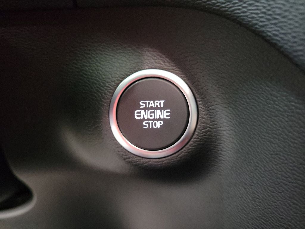 2026 Volvo XC40 B5 Ultra