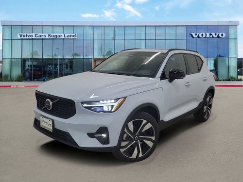 2026 Volvo XC40 B5 Ultra