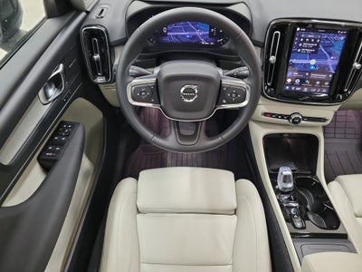 2026 Volvo XC40 B5 Ultra