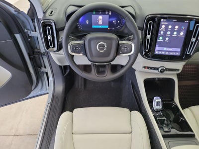 2026 Volvo XC40 B5 Ultra