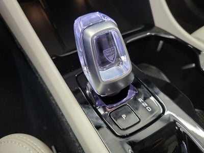 2026 Volvo XC40 B5 Ultra