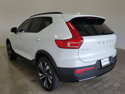 2026 Volvo XC40 B5 Ultra