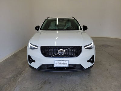 2026 Volvo XC40 B5 Ultra