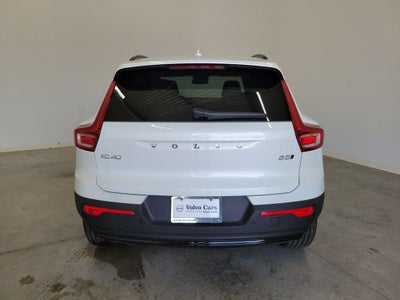 2026 Volvo XC40 B5 Ultra