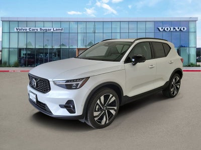 2026 Volvo XC40 B5 Ultra