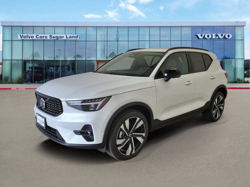 2026 Volvo XC40 B5 Ultra