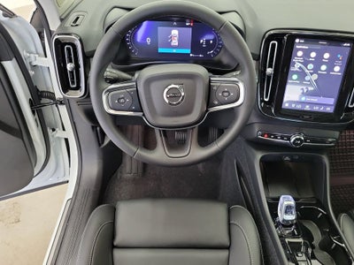 2026 Volvo XC40 B5 Ultra