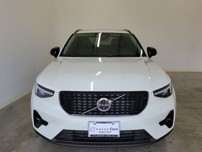 2026 Volvo XC40 B5 Ultra
