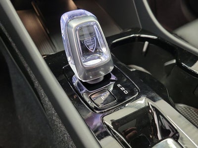 2026 Volvo XC40 B5 Ultra
