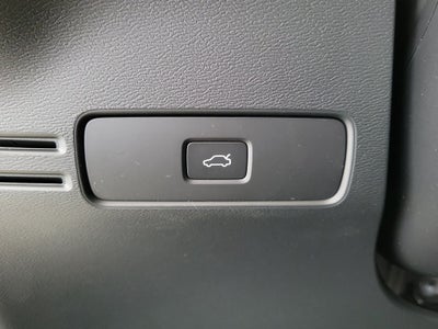 2026 Volvo XC40 B5 Ultra
