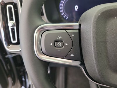 2026 Volvo XC40 B5 Ultra