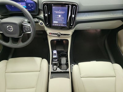 2026 Volvo XC40 B5 Ultra