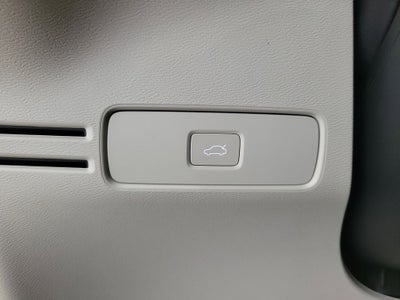 2026 Volvo XC40 B5 Ultra