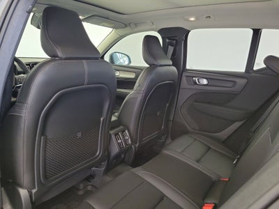 2026 Volvo XC40 B5 Ultra