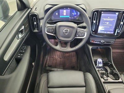 2026 Volvo XC40 B5 Ultra