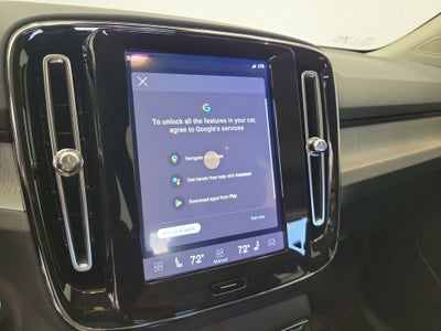 2026 Volvo XC40 B5 Ultra