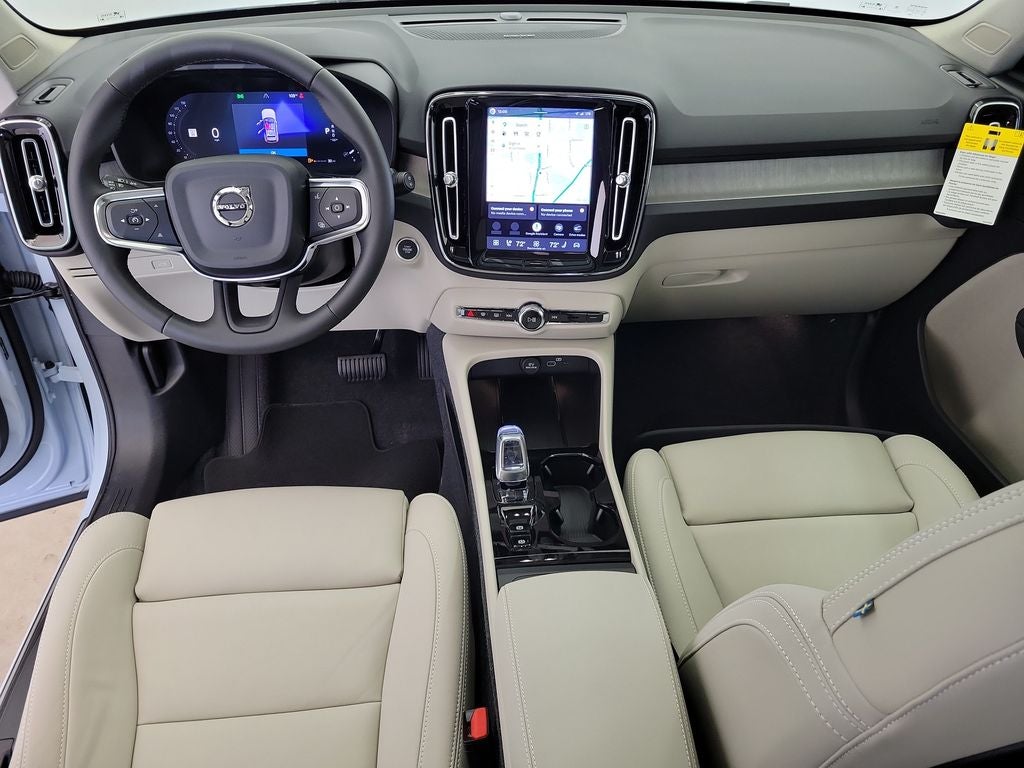 2026 Volvo XC40 B5 Ultra