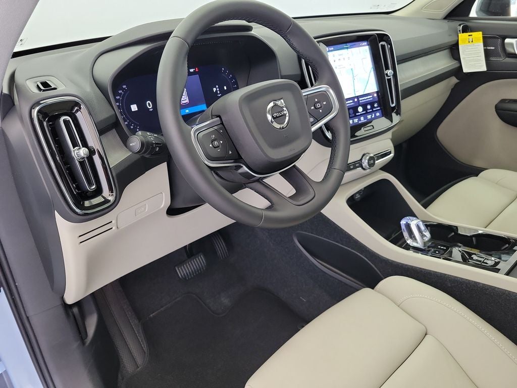 2026 Volvo XC40 B5 Ultra