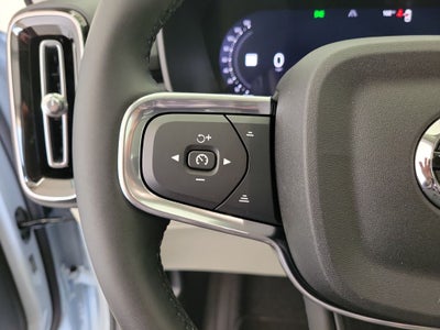 2026 Volvo XC40 B5 Ultra